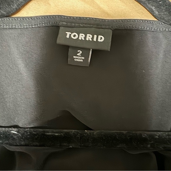 Torrid Mini Studio Knit Surplice Dress - Size 2/2X - Picture 8 of 9